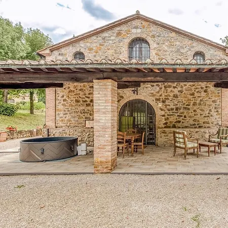 Willa Charming Tuscan Borgo Il Massera