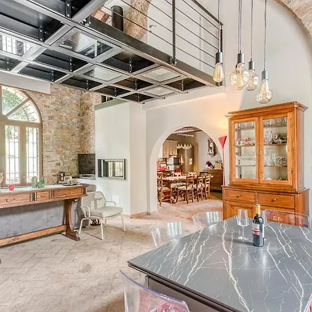 Charming Tuscan Borgo Il Massera *